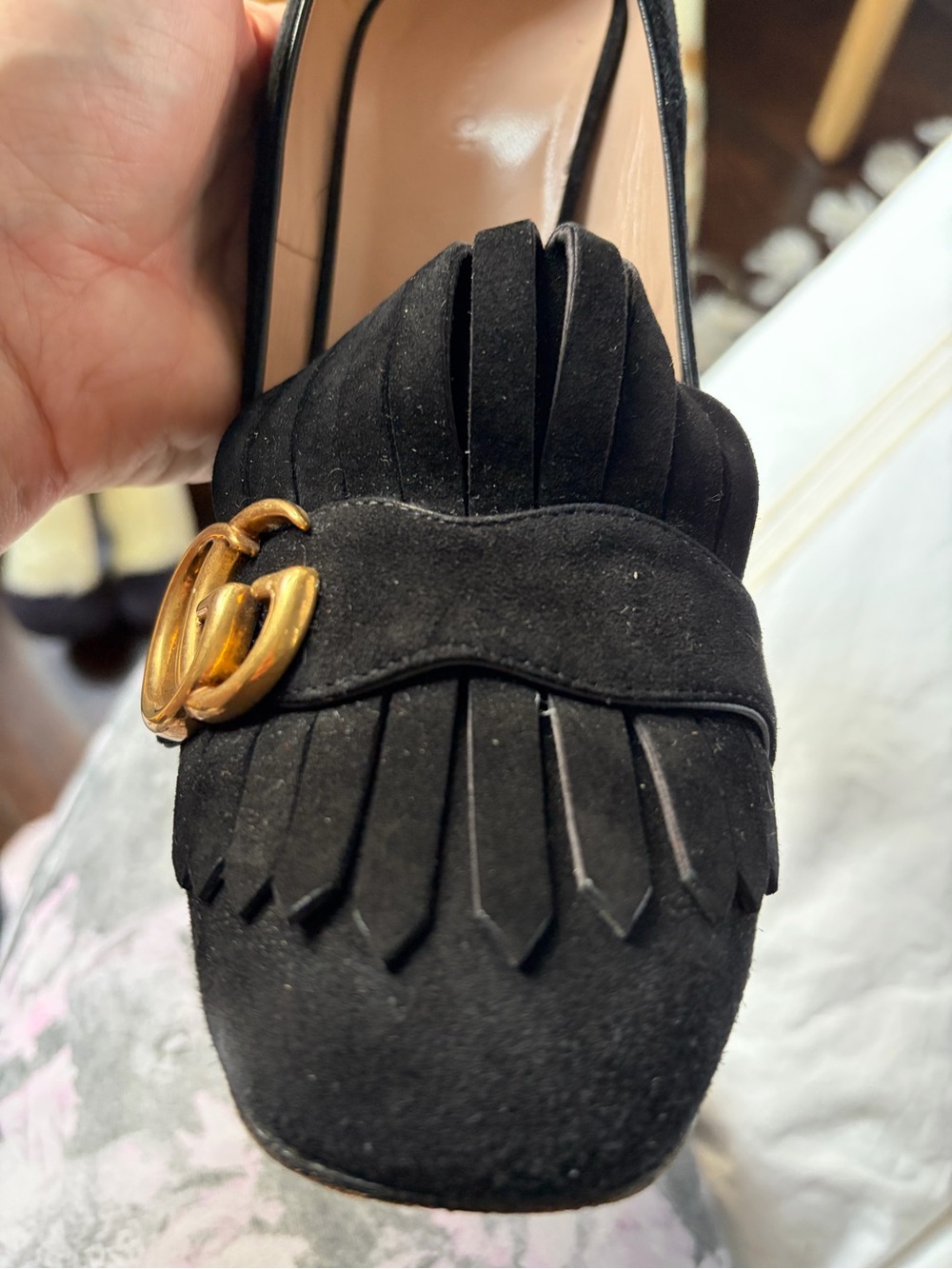 Gucci Authentic Black Suede Block Heel Loafers with Gold GG Accent - Picture 4 of 7